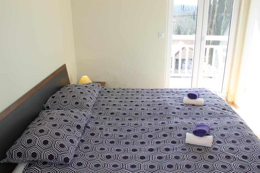 Apartment Franusic Чилипи Экстерьер фото