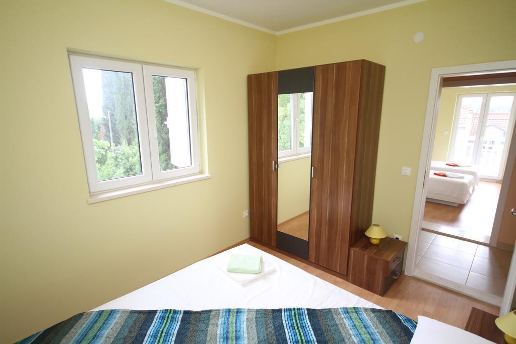 Apartment Franusic Чилипи Экстерьер фото